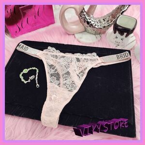 NWT 💖 Glamorous Victoria's Secret Very Sexy Pink Lace Tanga - Size Small 💖 NWT